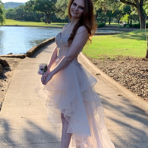 Hi I’m Rae!  Welcome to Rae’s Closet Keepers! - Picture 3 of 3